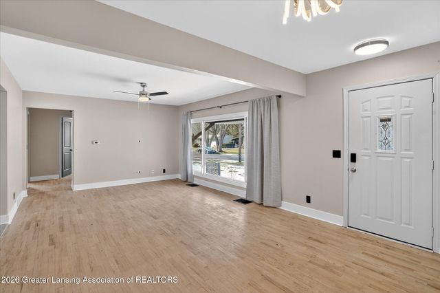 5816 Beuna Parkway, Haslett, MI 48840