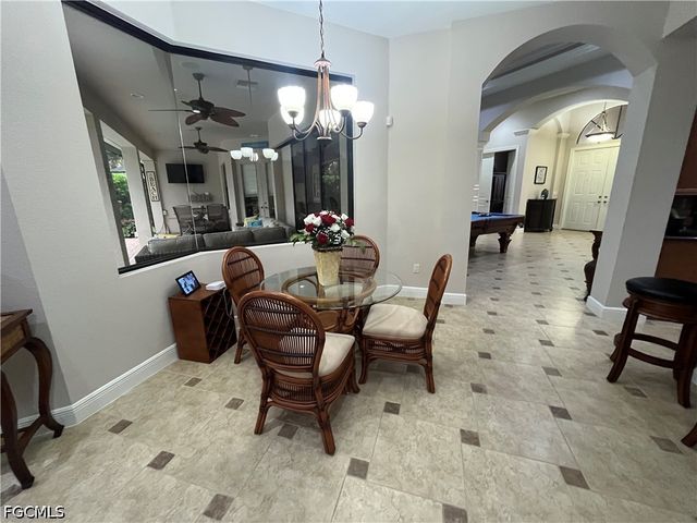 14652 Beaufort CIR, Naples, FL 34119