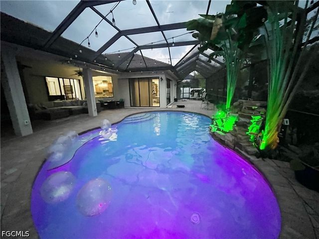 14652 Beaufort CIR, Naples, FL 34119