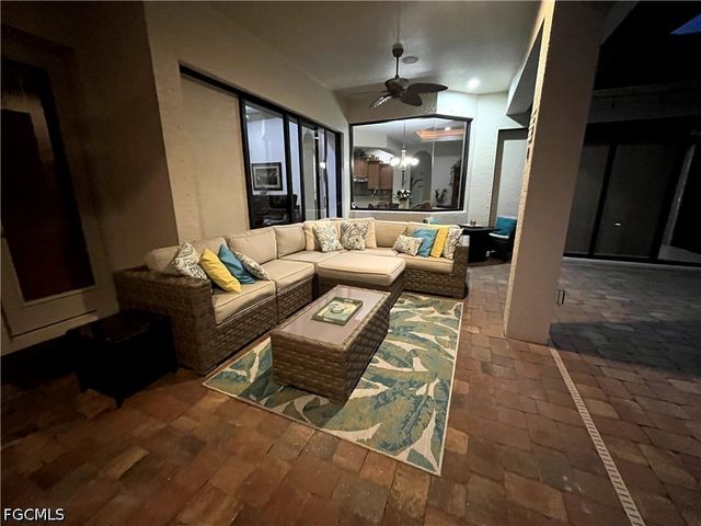 14652 Beaufort CIR, Naples, FL 34119