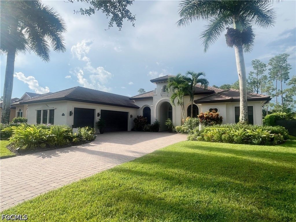 14652 Beaufort CIR, Naples, FL 34119