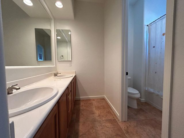 831 W Sycamore Court, Litchfield Park, AZ 85340