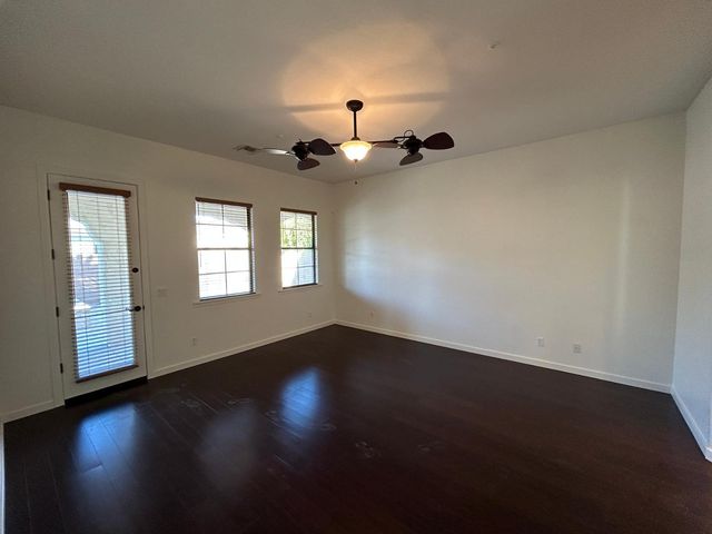 831 W Sycamore Court, Litchfield Park, AZ 85340