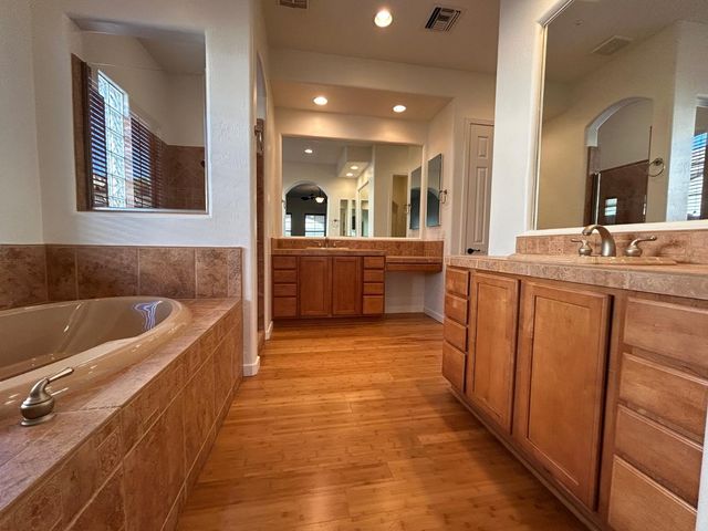831 W Sycamore Court, Litchfield Park, AZ 85340