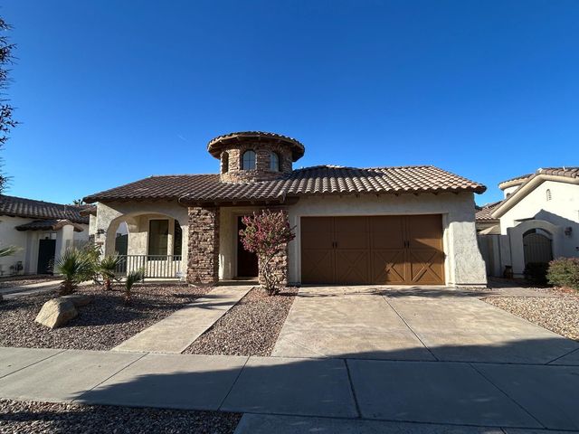 831 W Sycamore Court, Litchfield Park, AZ 85340