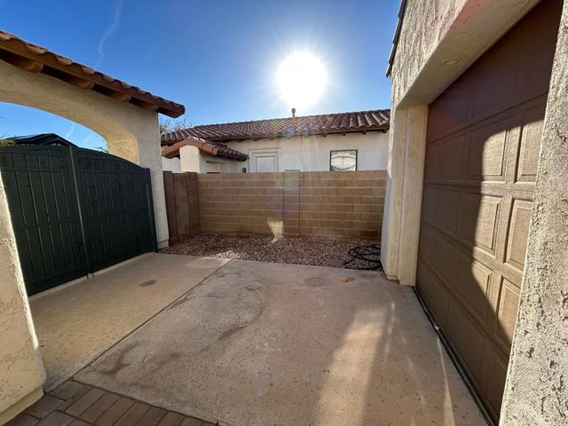 831 W Sycamore Court, Litchfield Park, AZ 85340