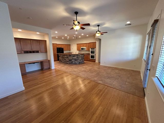 831 W Sycamore Court, Litchfield Park, AZ 85340
