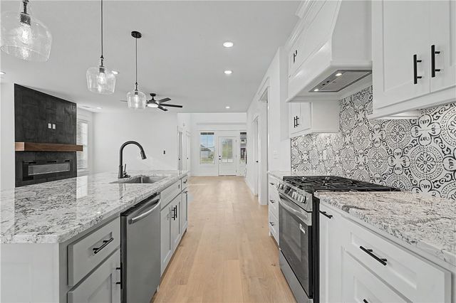 6603 SW Basswood Avenue, Bentonville, AR 72713