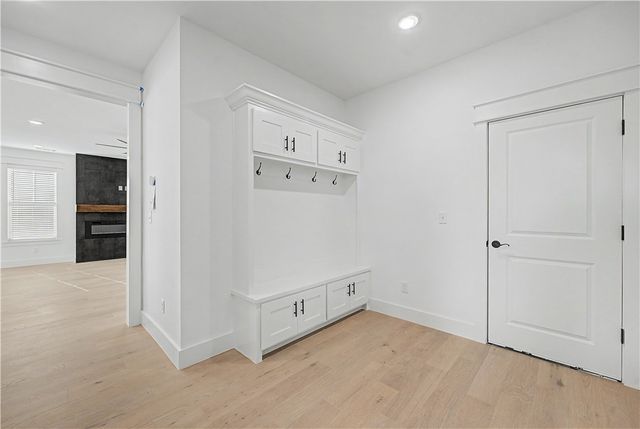 6603 SW Basswood Avenue, Bentonville, AR 72713