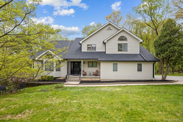 10 Christine Drive, Spring Valley, NY 10977