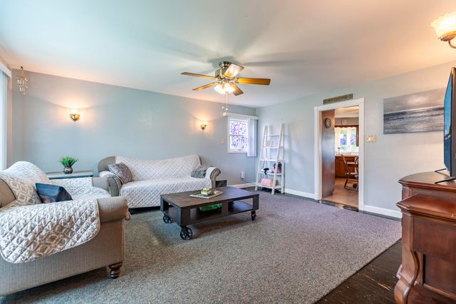 604 213th Street, Dyer, IN 46311