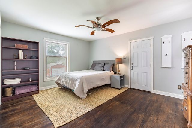 604 213th Street, Dyer, IN 46311