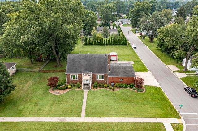 604 213th Street, Dyer, IN 46311