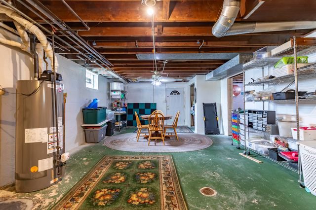604 213th Street, Dyer, IN 46311