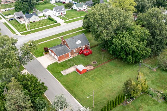 604 213th Street, Dyer, IN 46311