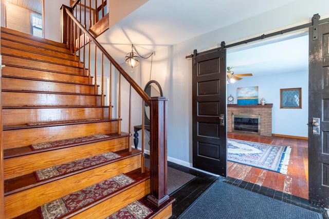 604 213th Street, Dyer, IN 46311