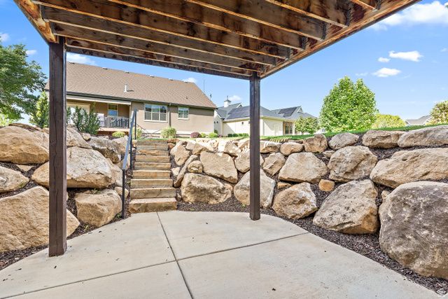 664 S SILVER LEAF DR, Mapleton, UT 84664