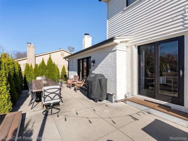 11829 N CANTON CENTER Road, Plymouth, MI 48170