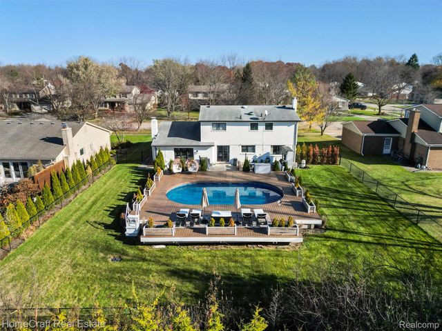 11829 N CANTON CENTER Road, Plymouth, MI 48170