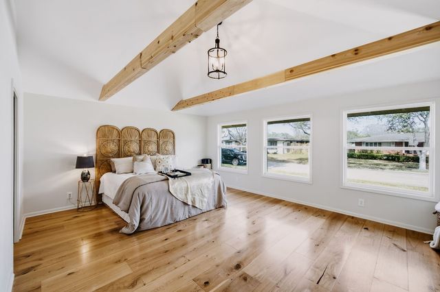 301 Pasadena Pl, Corpus Christi, TX 78411