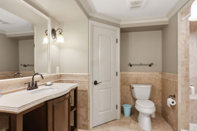 6241 Parliament Drive, Washington, MI 48095