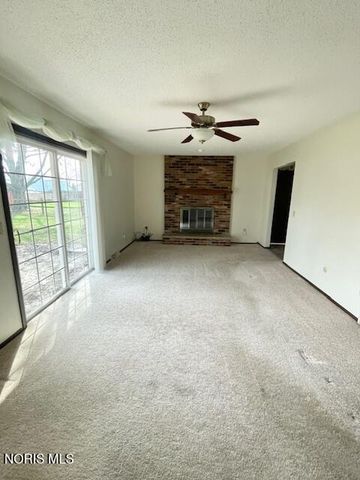 3262 Springtime Drive, Oregon, OH 43616