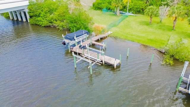 441 SE Pine Road, Port St. Lucie, Port St Lucie, FL 34984