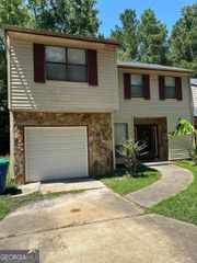 20 Pine Cone Court, South Fulton, GA 30349