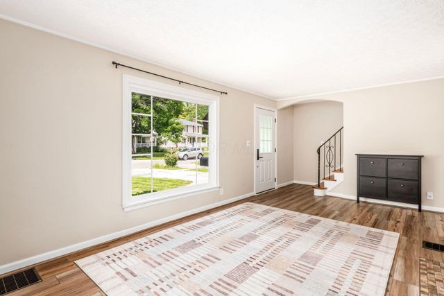 353 Blenheim Road, Columbus, OH 43214