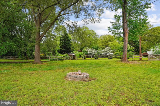 215 FAIRVIEW DR, Chestertown, MD 21620