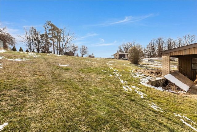 11690 Center St, North Huntingdon, PA 15642