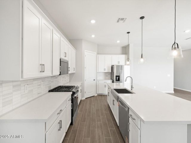 17561 W PIERSON Street, Goodyear, AZ 85395