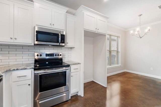 1530 CHERRY BARK Drive, Conway, AR 72034