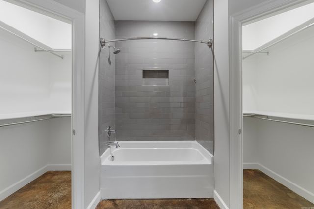 1530 CHERRY BARK Drive, Conway, AR 72034