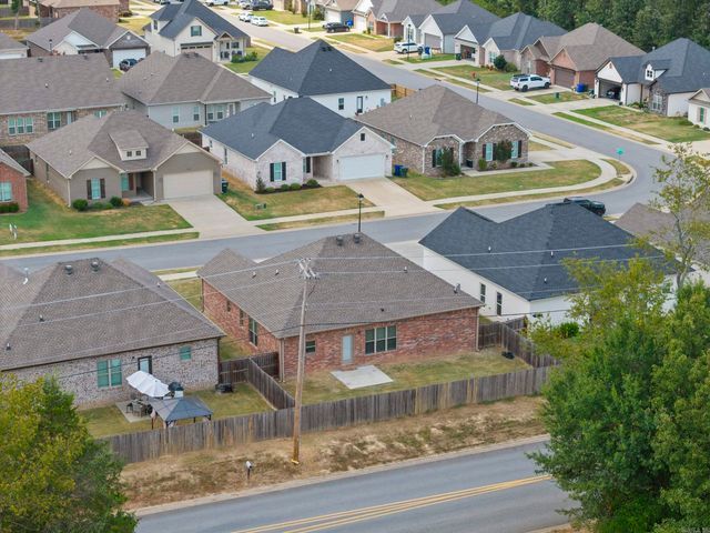 1530 CHERRY BARK Drive, Conway, AR 72034