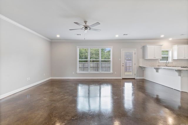 1530 CHERRY BARK Drive, Conway, AR 72034