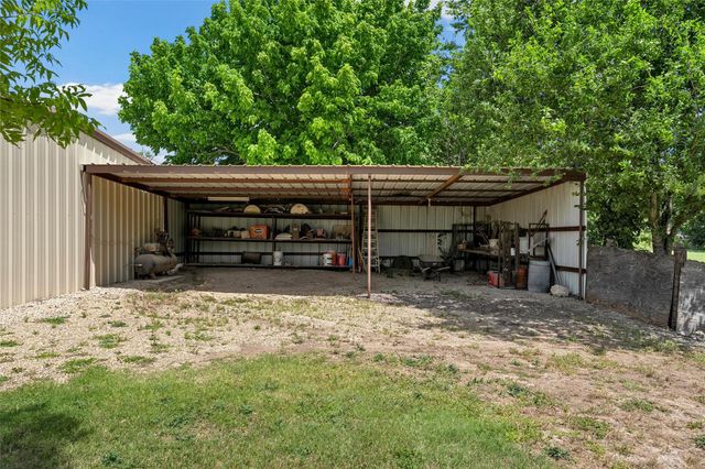 204 Christopher DR, Bruceville-eddy, TX 76524