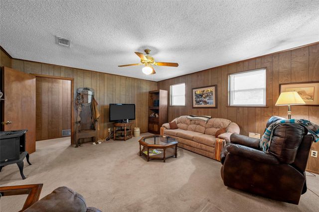 204 Christopher DR, Bruceville-eddy, TX 76524