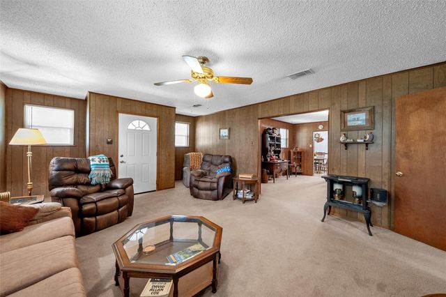 204 Christopher DR, Bruceville-eddy, TX 76524