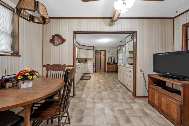 204 Christopher DR, Bruceville-eddy, TX 76524