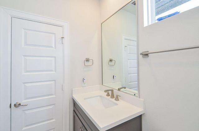 2812 Grand Fountains Drive G, Houston, TX 77054