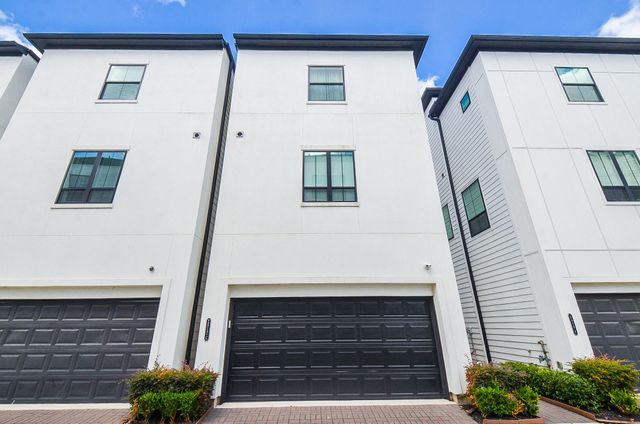 2812 Grand Fountains Drive G, Houston, TX 77054