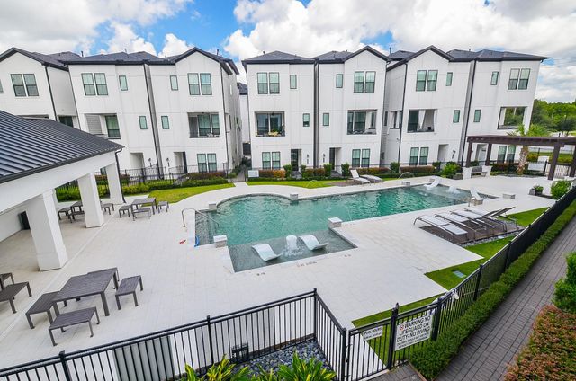 2812 Grand Fountains Drive G, Houston, TX 77054