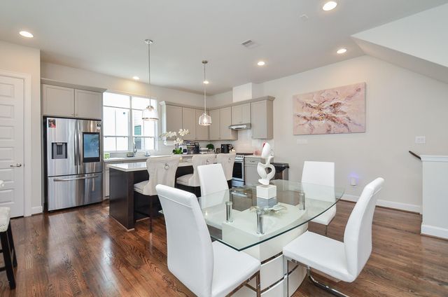 2812 Grand Fountains Drive G, Houston, TX 77054