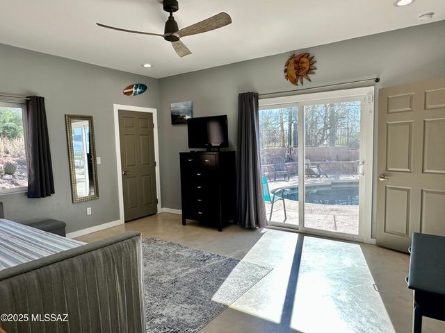 3720 E Esperero Canyon Place, Tucson, AZ 85718