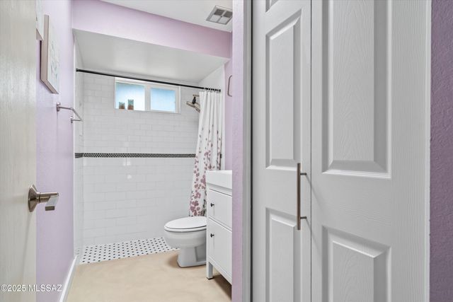 3720 E Esperero Canyon Place, Tucson, AZ 85718