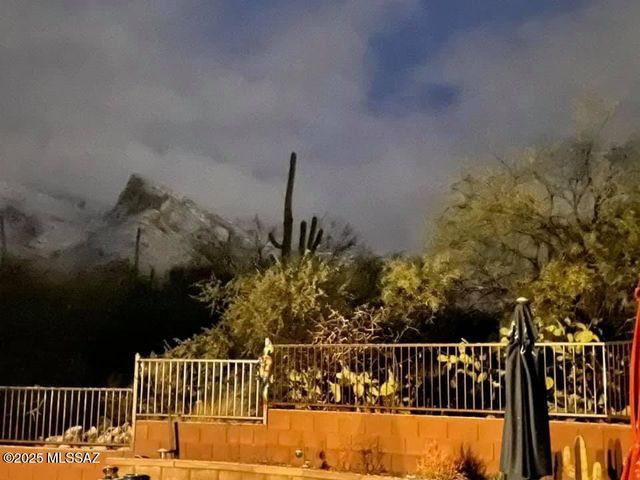 3720 E Esperero Canyon Place, Tucson, AZ 85718