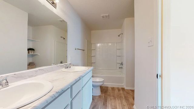 29119 E 80th Street S, Broken Arrow, OK 74014