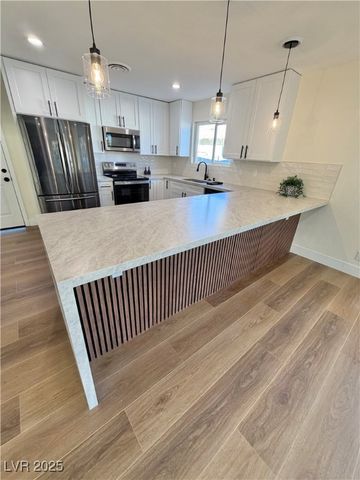 1505 FLAG Circle, Las Vegas, NV 89102