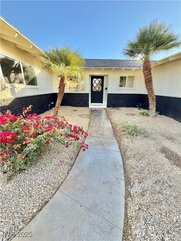 1505 FLAG Circle, Las Vegas, NV 89102